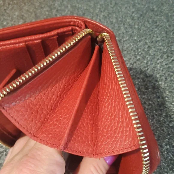 Gucci Monogram Zip-around Wallet - Picture 11 of 13